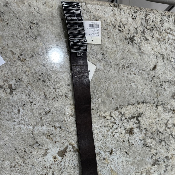 MOSCHINO BELT NEVER WORN WITH TAGS GENUINE LEATHER ORIGINAL UNISEX VINTAGE - Picture 5 of 9